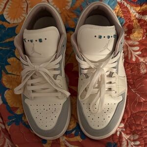 Jordan Men's White and Gray Sneakers